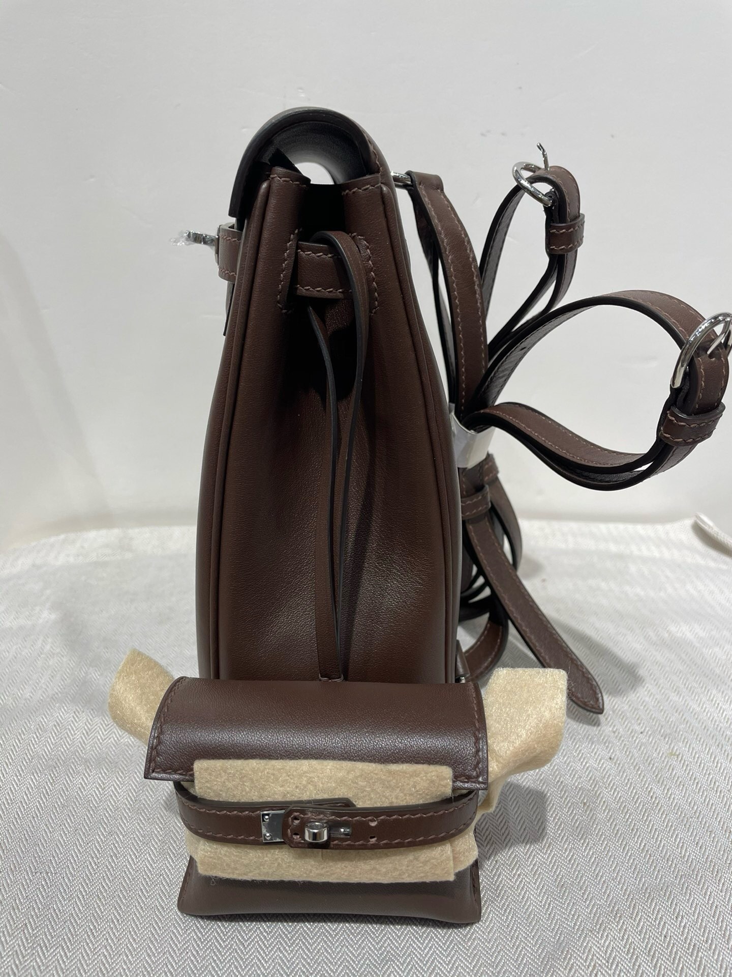 Hermes Kelly Ado Pockets Backpack In Caffee Swift Leather